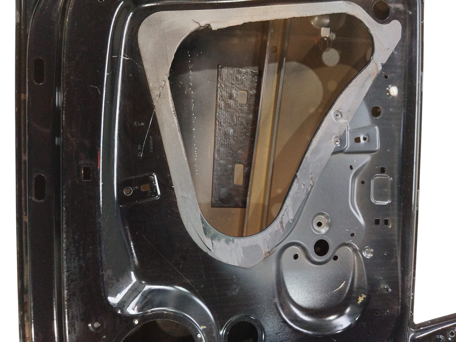 PORTA DT AMAROK 2009 2023 LE COD 78599 (8)