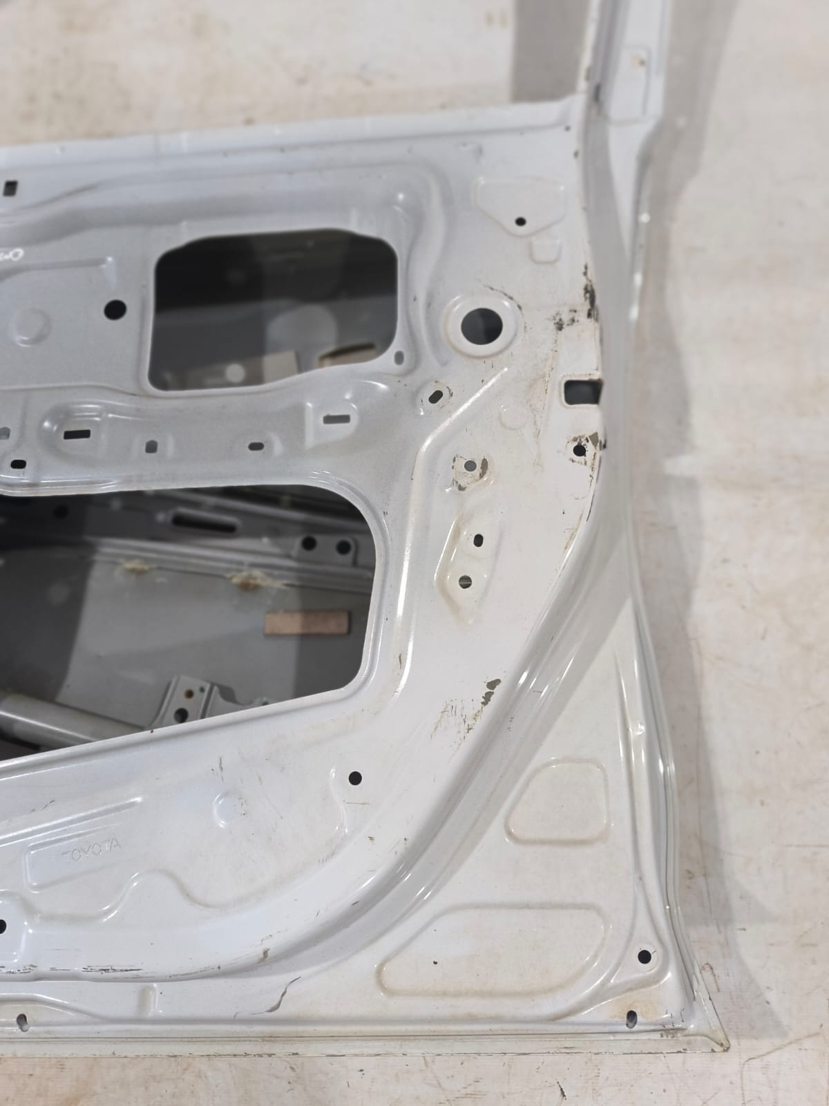 PORTA DT YARIS 2018 2024 LD (15)