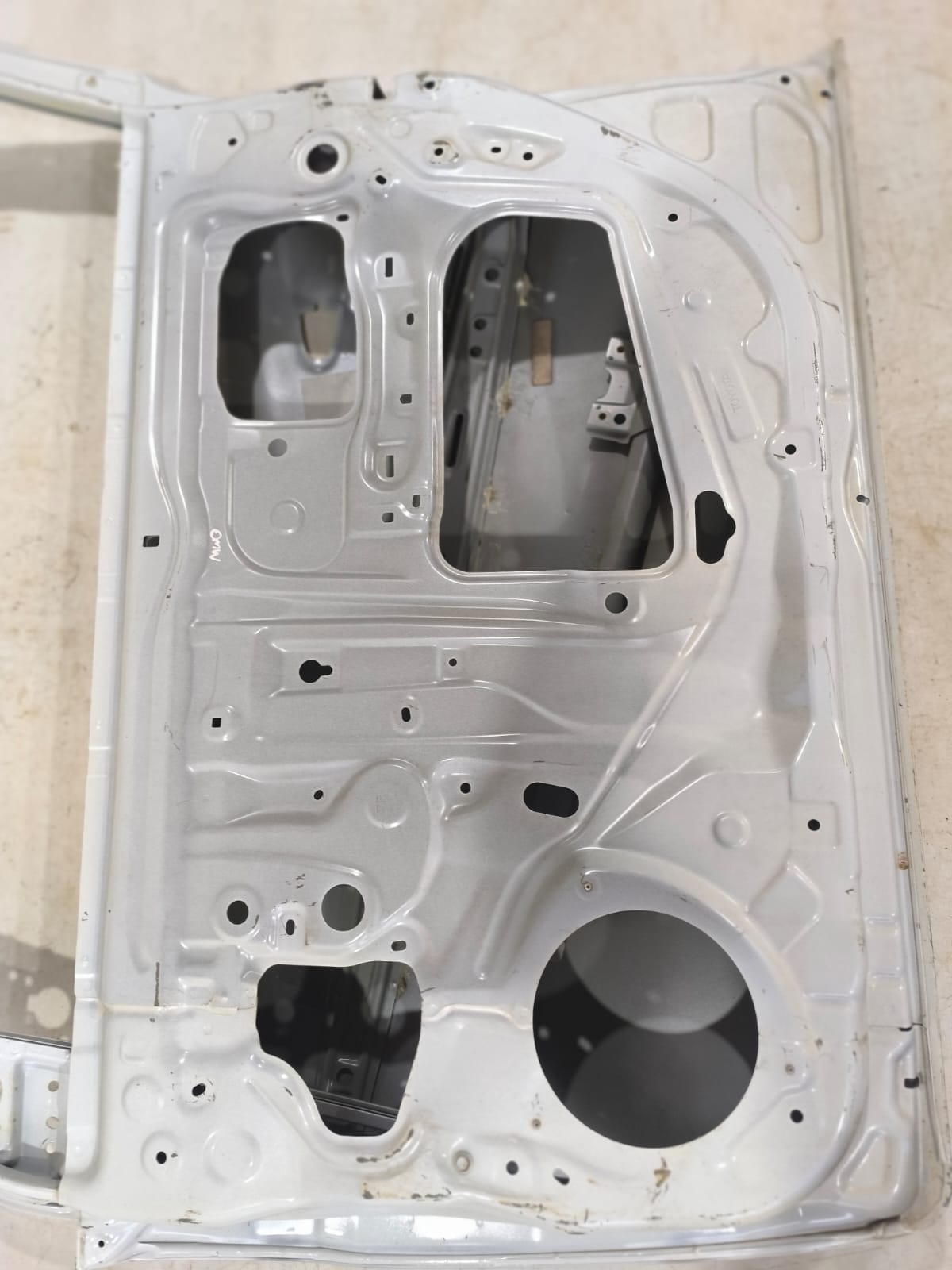 PORTA DT YARIS 2018 2024 LD (3)