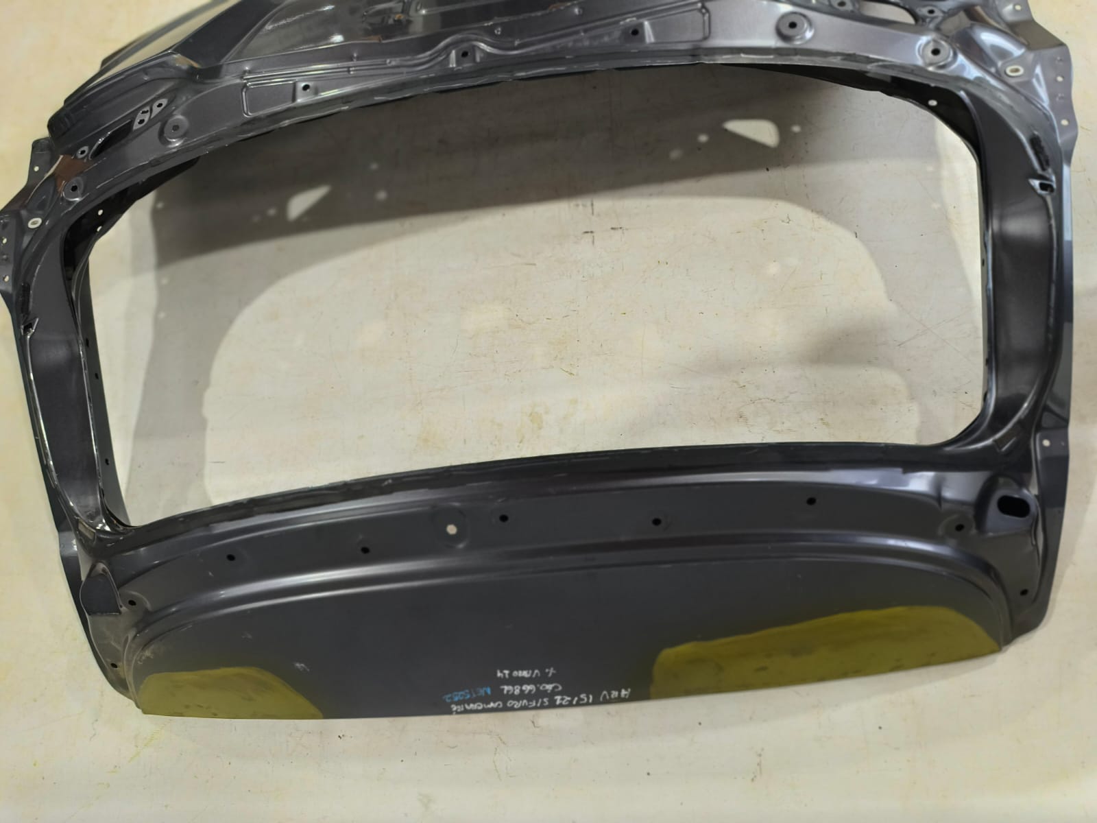 TAMPA TRASEIRA HRV 2015 2021 SEM FURO CAMERA RE (7)