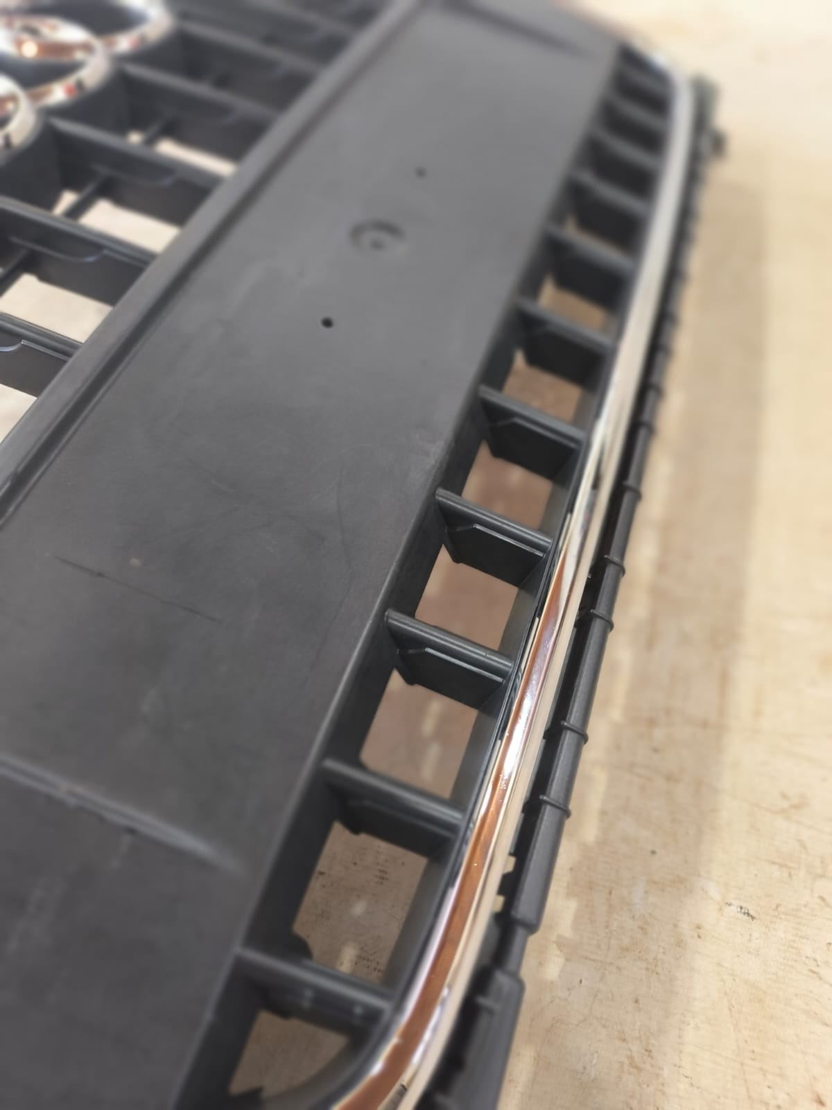 GRADE RADIADOR AUDI Q3 2014 2016 COM FRISO CROMADO (3)