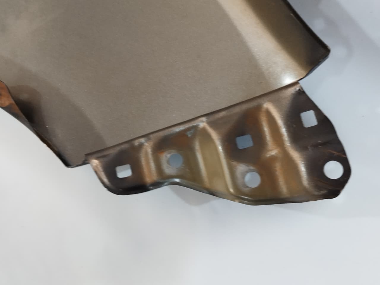 PARALAMA HILUX 2016 2025 CABINE DUPLA ESQUERDA (16)
