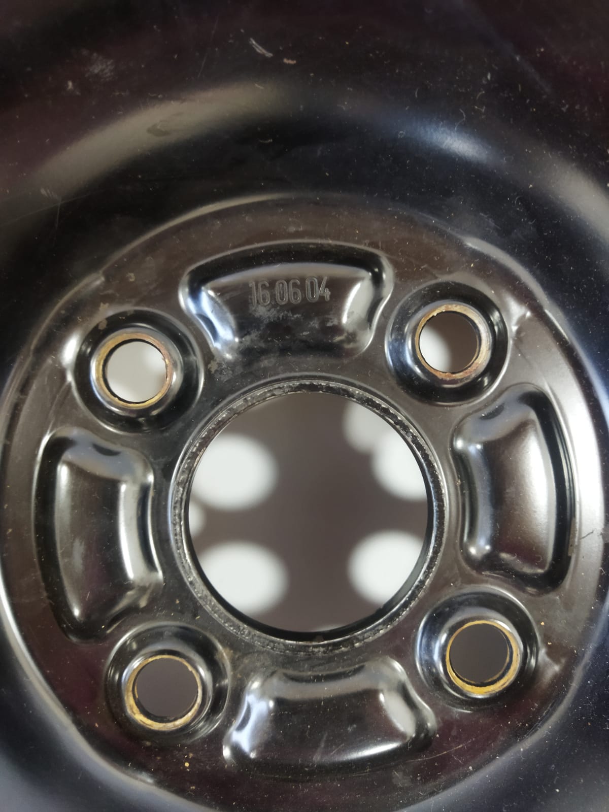 RODA FERRO ARO 15 CIVIC 1996 2005 CITY 2009 2014 FIT 2003 2008 COM PNEUS 18565 PIRELICOD 70466 (14)