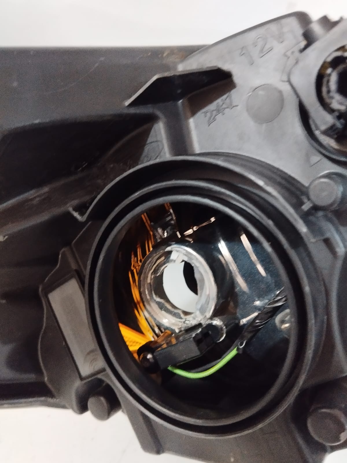 FAROL NEW FIESTA MEXICANO 2011 2012 CROM PISCA AMBAR ESQUERDO (6)