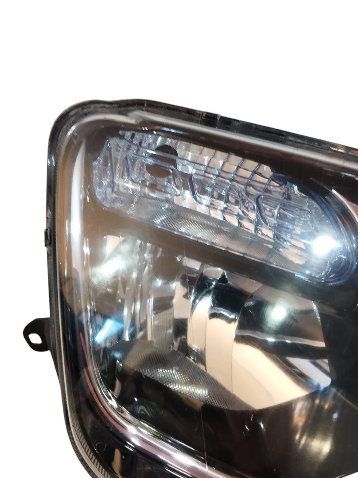FAROL DUSTER OROCH 2015 2019 MASCARA NEGRA PISCA AZUL DIREITO (6)