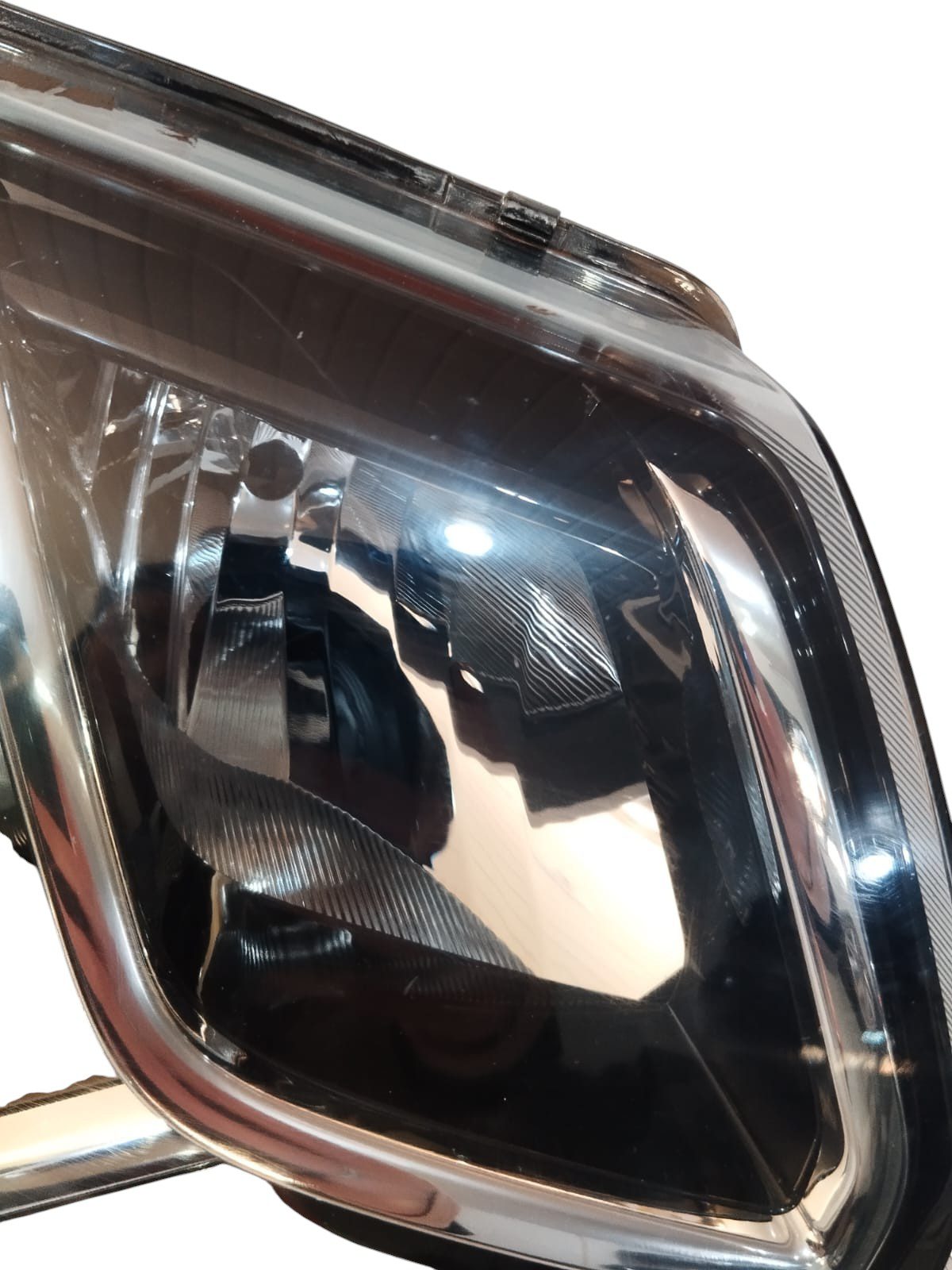 FAROL DUSTER OROCH 2015 2019 MASCARA NEGRA PISCA AZUL DIREITO (7)
